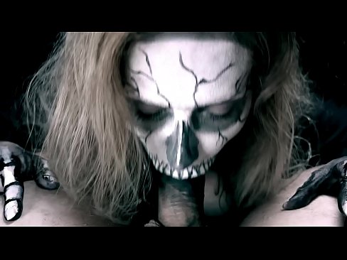 ❤️ Demon jente suger kuk med sin svarte munn og svelger cum. ️ Sexvideo ved no.mrvideospornogratis.ru